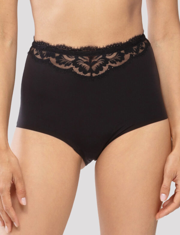 Amazing full briefs