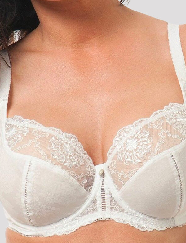 Lilly Rose low neck